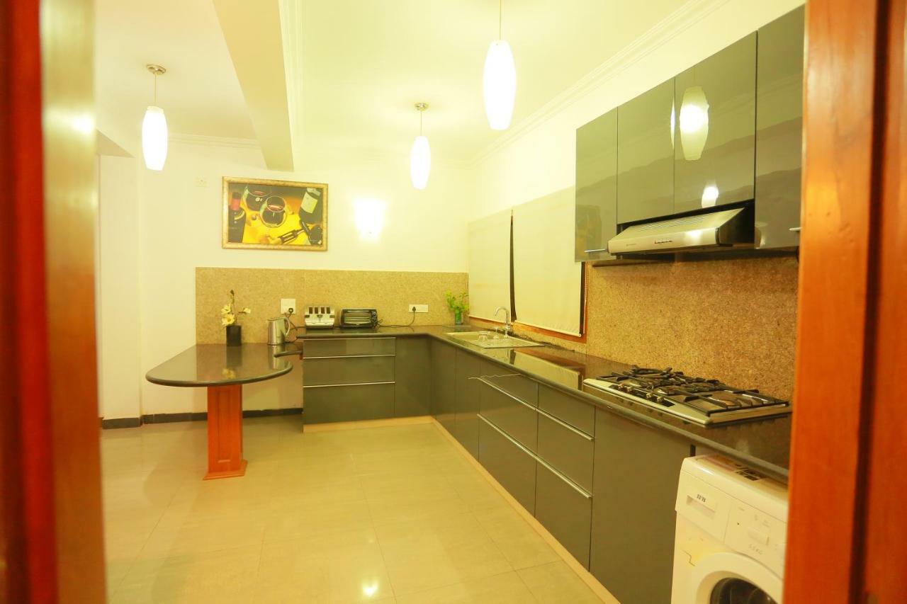 Villa Samaara14 Candolim Beach 500mts Exteriör bild
